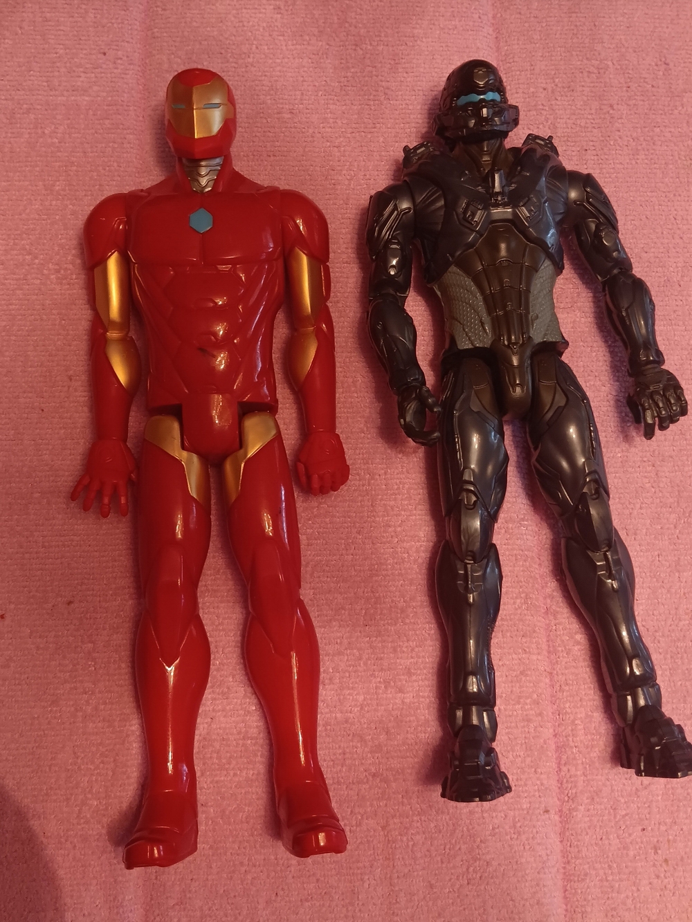 Iron Man Red and Gold Superhero Action Figure - Kids Playset
